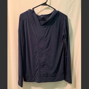 GapFit Breathe Hooded Athletic Long Sleeve